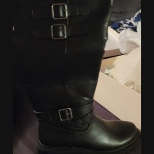 JustFab Boots Size 6